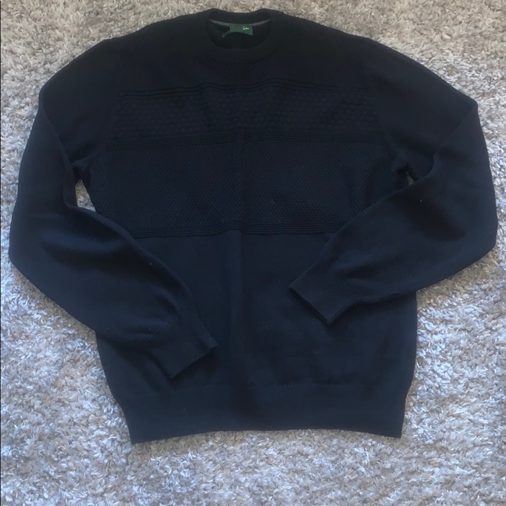 Men’s knit sweater